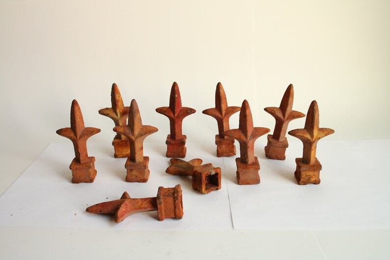 Set of 10 Rusty old Wrought Iron or Cast Iron 34 Fence Spears 4 Tall Old Iron Spear Fence Finials