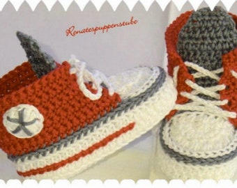 Knitted/crocheted baby shoes 10 cm