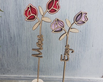 Rose mit Namen aus Holz , gelaserte Muttertagsrose, Geschenk zum Muttertag, zum Valentinstag, zum Geburtstag, besondere Geburtstagsblume,
