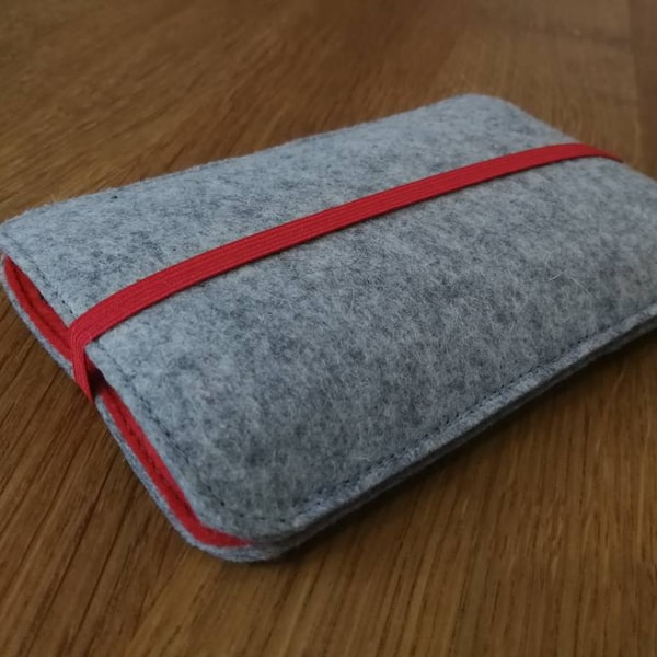 Handytasche aus Wollfilz mit Gummiband