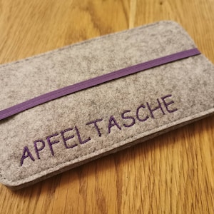 Mobile phone case made of wool felt with lettering of your choice image 1