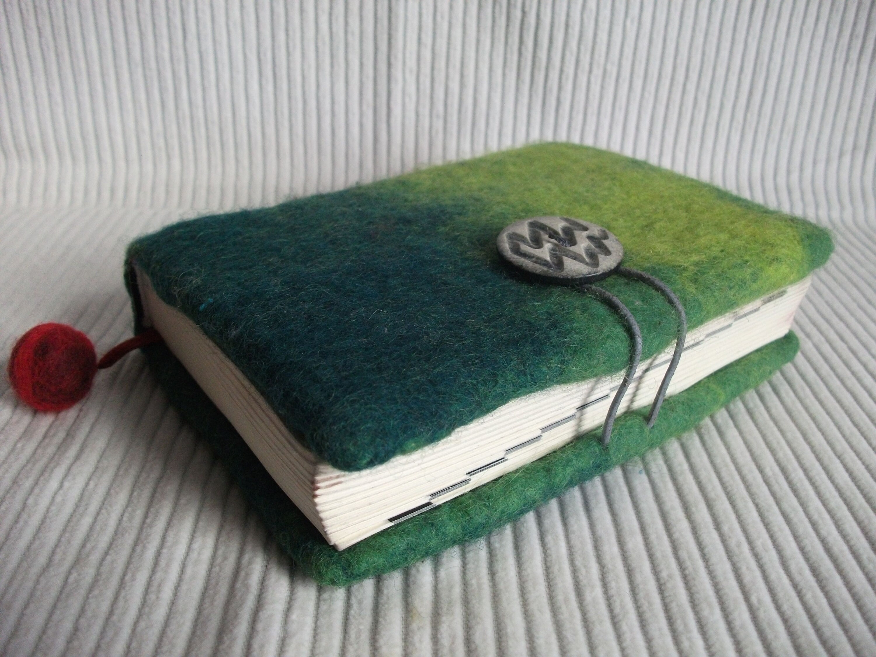 Hand-felted cover A6 with calendar, appointment planner 2025 or notebook customizable