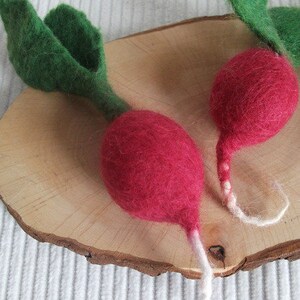 3 fresh felt radishes for the shop or children's kitchen image 2