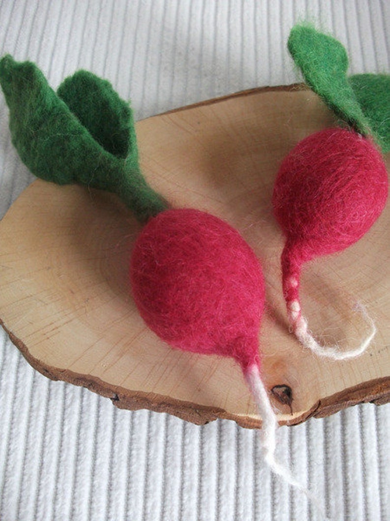 3 fresh felt radishes for the shop or children's kitchen image 2