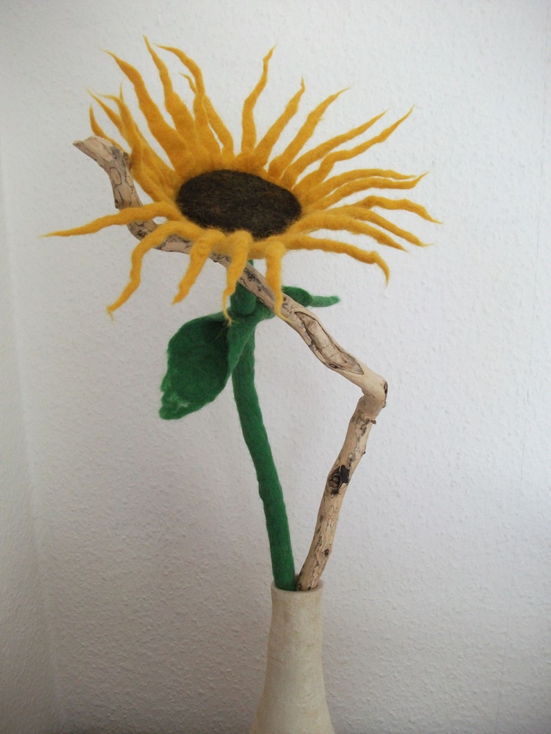 Large hand-felted sunflower for birthday decoration image 2