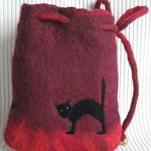 Violet felt bag Witch & Cat HALLOWEEN hand-felted image 2