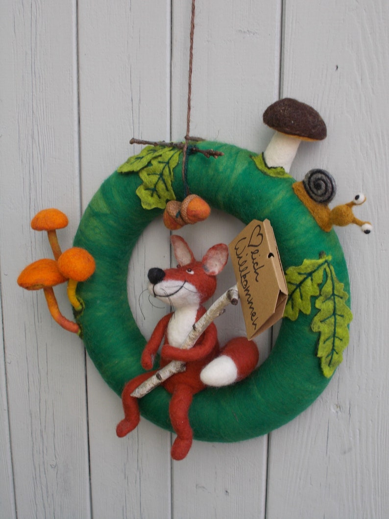 Autumn door wreath made of felt Forest Friends with fox or owl, snail, acorns and mushrooms image 3