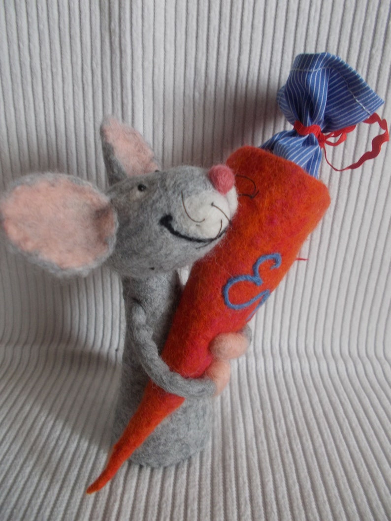 Little mouse comes to school Back to school Gift Orange