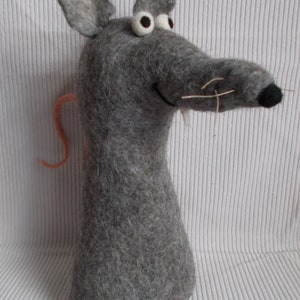 Door stop rat made of felt decoration image 2