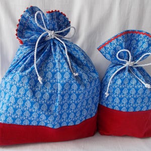 Fabric bag gift bag with delicate goose pattern for birthdays and other occasions