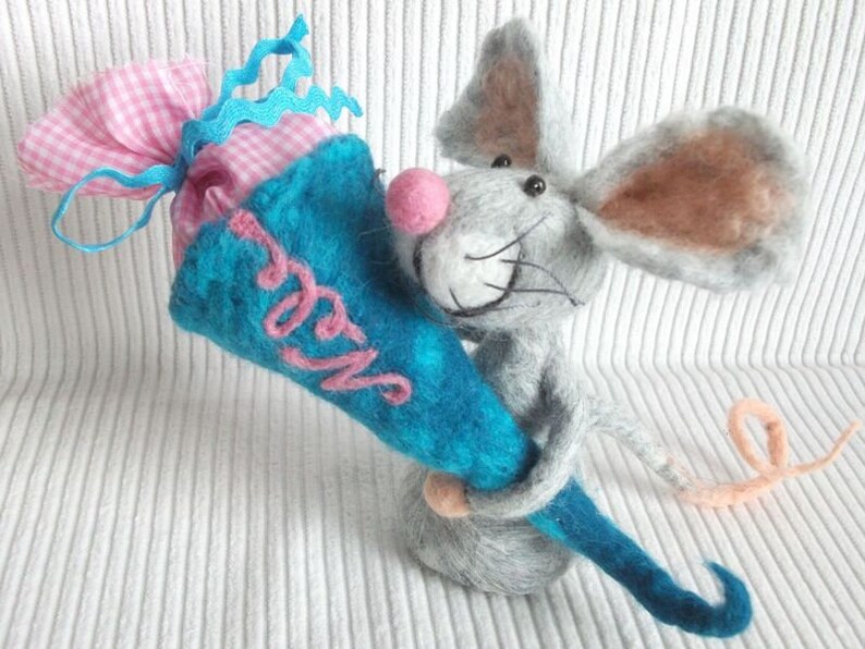 Mouse comes to school Gift made of felt at the beginning of school Decoration Blau-Türkis