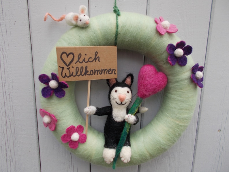 handgefilzter Türkranz mit Katze, Blumen & Herz Bild 2