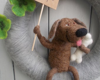 Door wreath with dog, toadstools and clover leaves made of felt gift for housewarming birthday