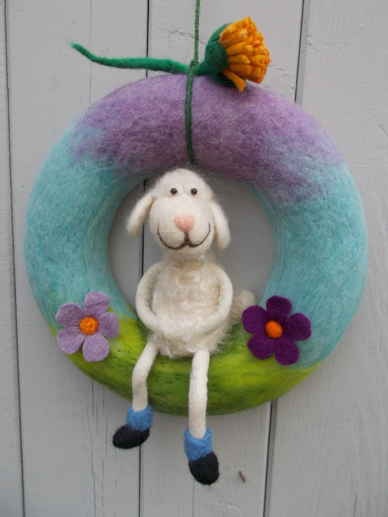 Hand-felted door wreath Sheep in Spring made of felt image 4