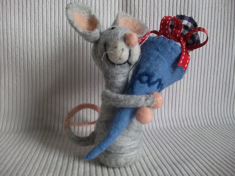 Little mouse comes to school Back to school Gift Blau