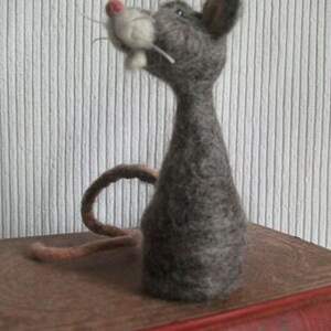 Leseratte, Ratte aus Filz, Filzratte, handgefilzt, Bild 4