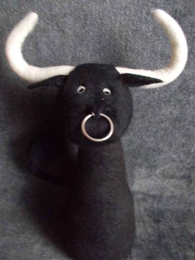 Door stopper Spanish bull made of felt decoration hand-felted image 1