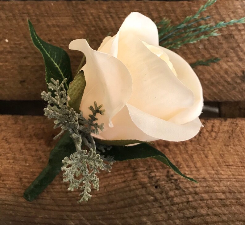Artificialsilk cream rose buttonhole