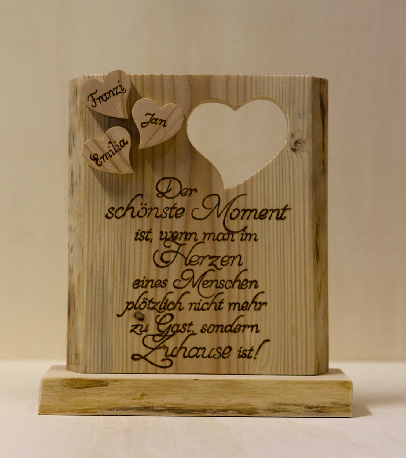 Holzschild mit gebranntem individuellen Spruch zur Hochzeit Etsy