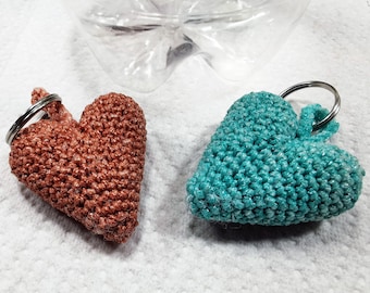 Heart-shaped key ring made from recycled PET yarn, mint green
