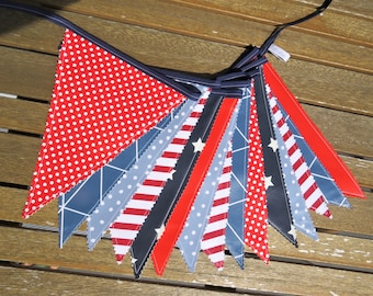 Cadena de banderines para exteriores hecha de guirnalda de hule
