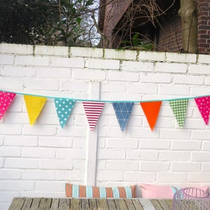 Pennant chain outdoor oilcloth garland