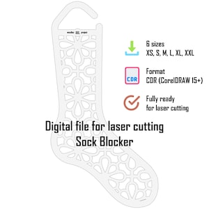 Könnte beinhalten: Eine digitale Datei für einen Sockenblocker zum Laserschneiden mit einem dekorativen floralen Ausschnittmuster. Das Design enthält Text, der 6 Größen von XS bis XXL, ein CDR CorelDRAW 15+ Format und den Hinweis auf die Laserschneidebereitschaft angibt.
