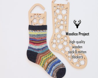 Bloqueurs de chaussettes en bois (paire) Bourgeons - accessoires de tricot, cadeau pour tricoteuse, forme de chaussette en bois, chaussettes tricotées