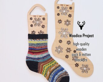 Bloqueurs de chaussettes en bois (paire) Crystal Flakes - accessoires de tricot, cadeau pour tricoteuse, forme de chaussette en bois, chaussettes tricotées