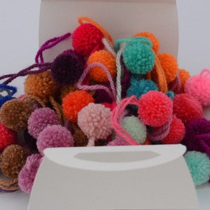 Pompoms 2 cm, set of 50 pieces. image 1