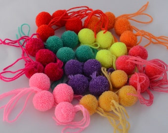 Pompons 3 cm, Set à 100 Stück.