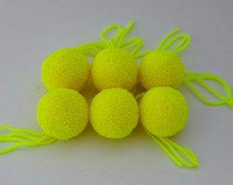 Pompoms Set Decorations Set of 50 Pieces Love Pompon Size 4 cm Fashion Pompons Pompons Pompom Pompom