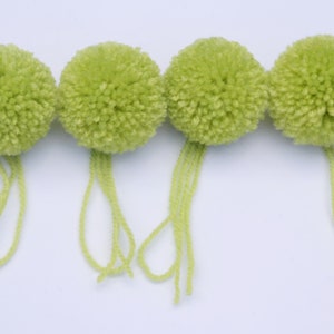 Flauschige Pompons, Größe 4 cm, Set à 50 Stück, Bild 1