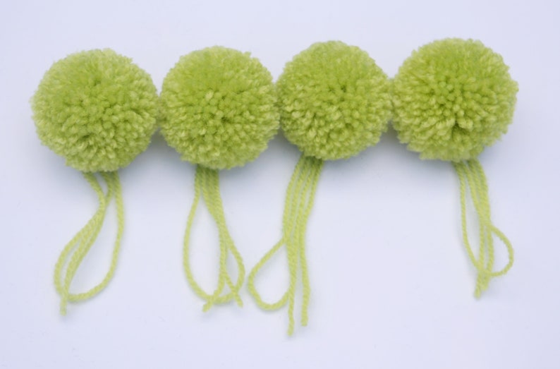 Pompons moelleux, taille 4 cm, lot de 50 pièces, image 1