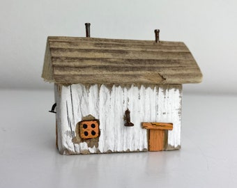 Small house made of driftwood, driftwood decoration, driftwood house, maritime decoration, maritime decoration, driftwood art