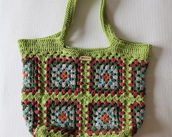 Crochet Pattern - The Clover Granny Square Everyday Bag