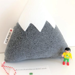 Mountain pillow cushion 22 cm gift for boys girls men Father's Day Mother's Day friend birthday birth baby decoration children's room Alpine decoration