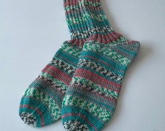hand-knitted women's socks size 38/39 (33-23)