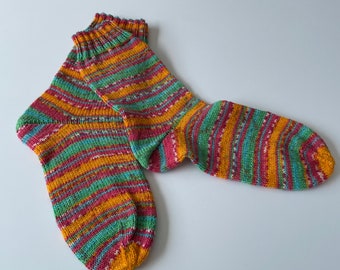 Hand-knitted socks for women in 40/41 blue, green, orange (32-23)