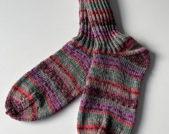 hand-knitted women's socks sizes 38/39 (131/22)