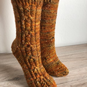 Unikatsocken DreiZweiEins nach einem Design von Regina Satta Bild 3