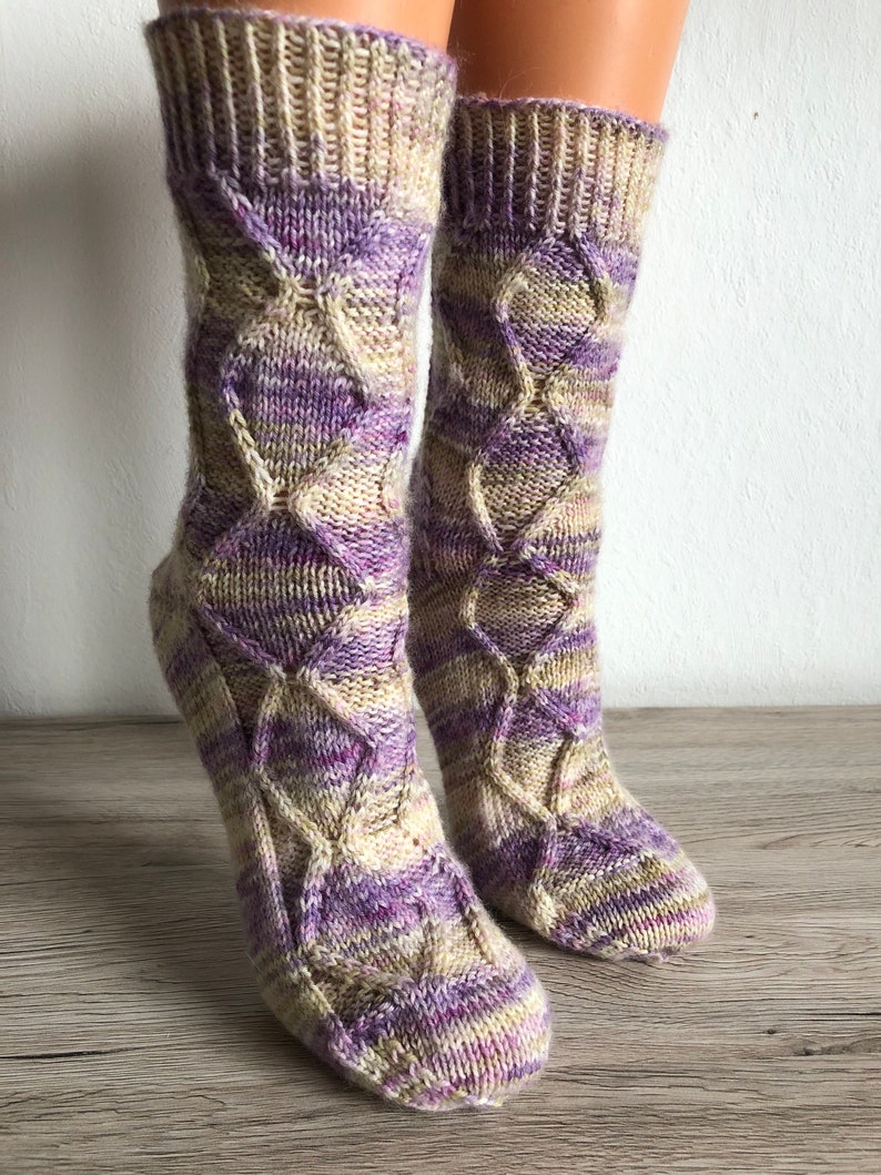 Socken YinYang nach einem Design von Regina Satta Bild 3