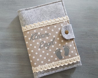 Mother passport sleeve felt "Little angel beige"