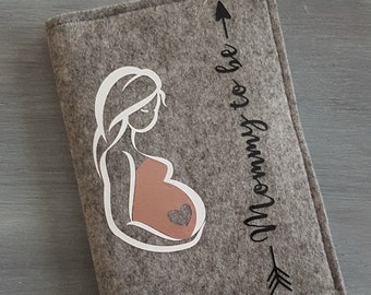 Maternity passport cover felt "Mommy to be"