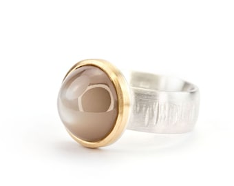 ladies ring silver gold round moonstone