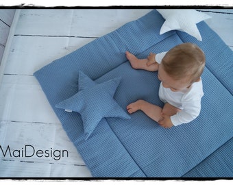 Thick playmat made of waffle piqué grey-blue