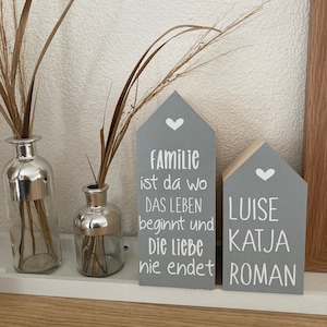 Holzhaus mit Name, Familienhaus, Dekohaus, Dekoidee, Geschenkidee, individuelles Geschenk, Holzhaus zum Einzug,Häuser Deko