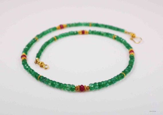 Emerald necklace with Burma rubies, spacers and clasp in 24k gold vermeil (925)