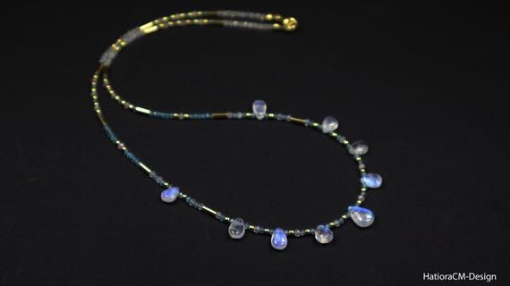 Moonstone necklace with moonstone briolettes, apatite and intermediate parts and carabiner clasp silver 925 (gold plated)