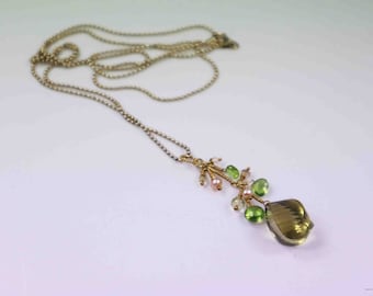 Pendentif en quartz citron avec péridot, topaze impériale et quartz citron sur une longue chaîne en argent plaqué or (70 cm)